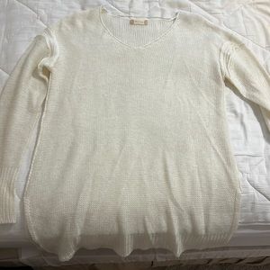 oversized cream sweater. Size Large. Altard state.